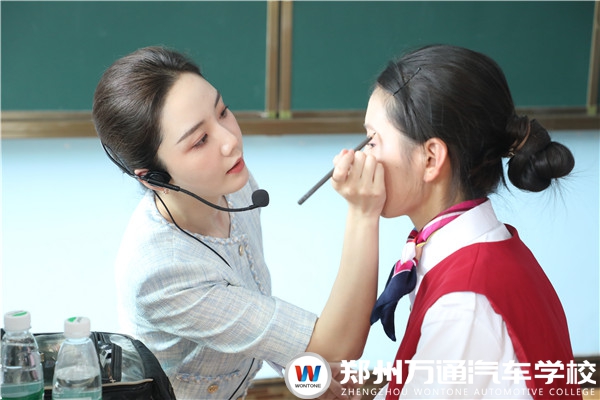 企業導師面對面 | 乘務員“完美形象”是這樣塑造的！