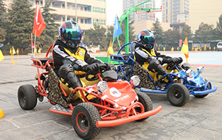 河南汽車美容學(xué)校_校訓(xùn)墻